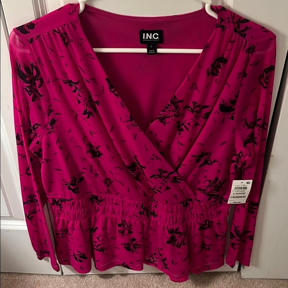 INC / Cinch Waisted Blouse / Fuchsia & Black